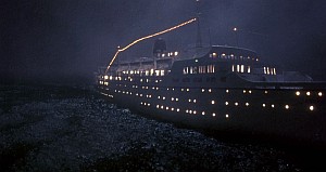 BitterMoonStill15