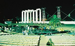 2962001AfterTheConcert
