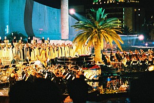 2962001MythodeaConcert03